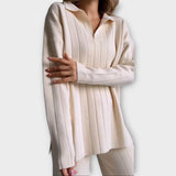 Komplekt lõdva joonega ja minimalistliku stiiliga