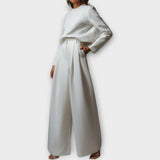 Elegantse lihtsuse ja ajatu stiiliga komplekt