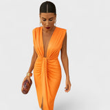 Júlia - Avatud Dekoltee Kleit