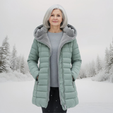 Maret - Sõbralik Sulgedega Ülerõivas