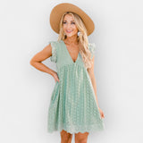 Suvine kleit peide lühikeste pükste ja taskutega